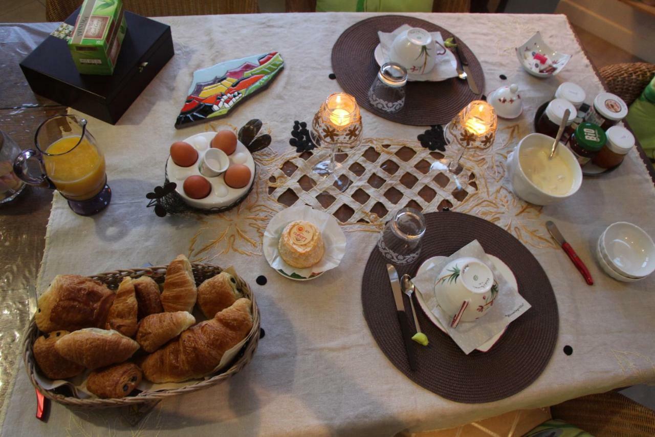 Bed and Breakfast Roulotte La Dominique Romery  Экстерьер фото